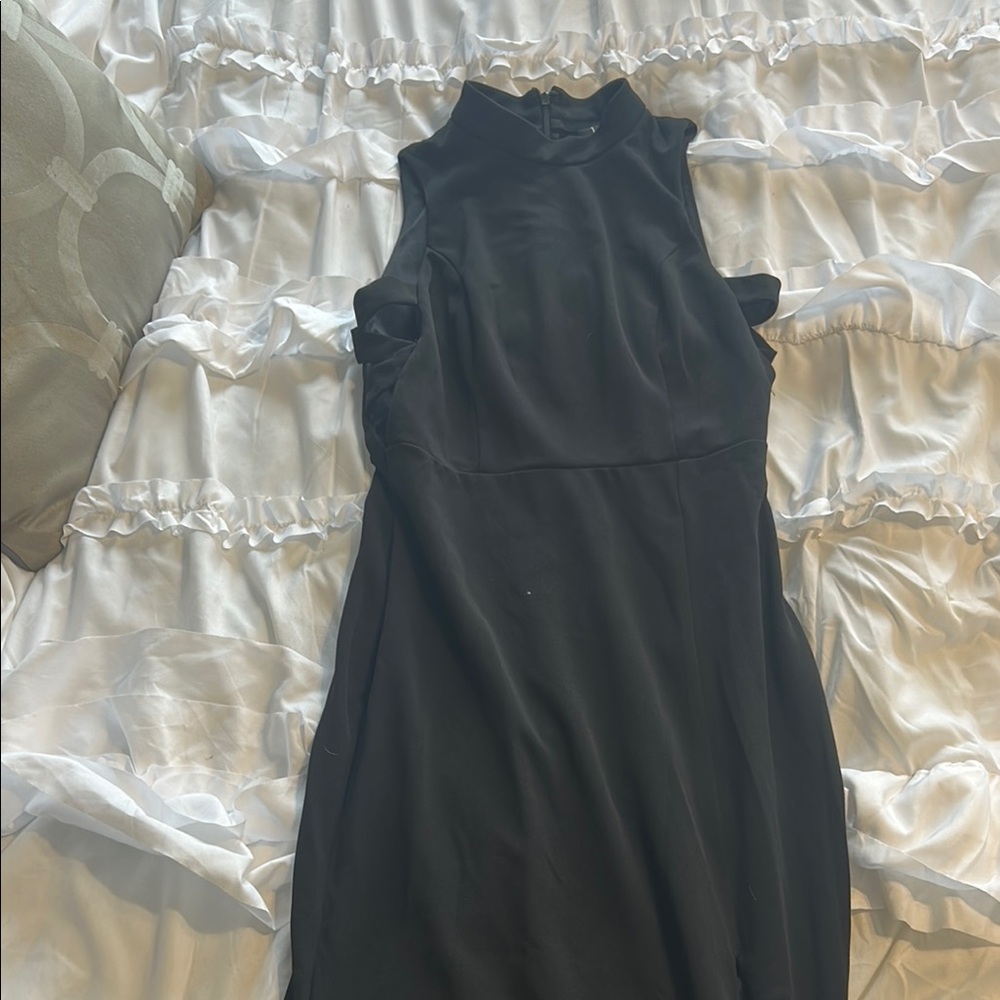 Lulu's Black Sleeveless Halter Sheath Dress
